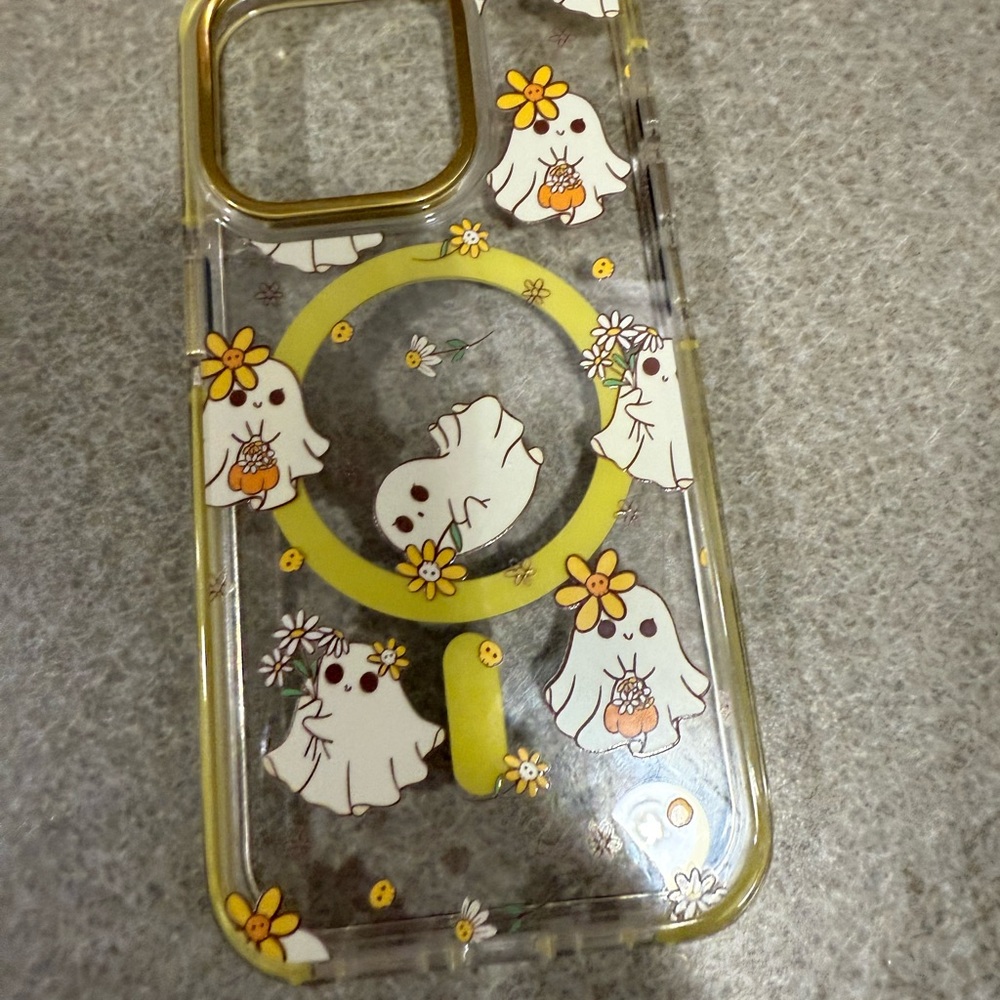 iPhone 15 pro Clear Ghost Pattern Phone Case